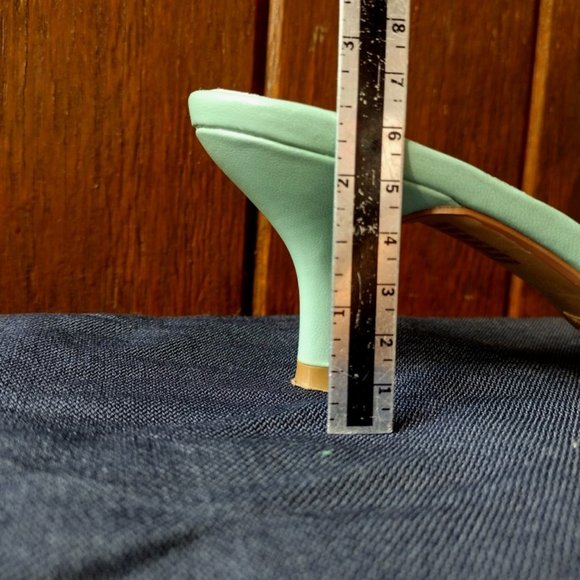 Fioni Aqua Dress Heeled Sandal, Size 7 1/2 - Picture 2 of 6